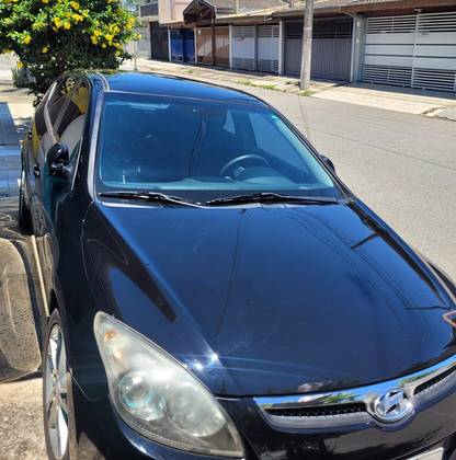 HYUNDAI I30 2.0 MPFI GLS 16V GASOLINA 4P MANUAL HYUNDAI I30 2.0 MPFI GLS 16V GASOLINA 4P MANUAL